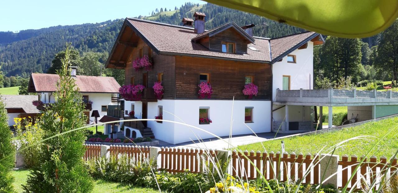 Ferienwohnung Neuheim Niederau Exterior photo